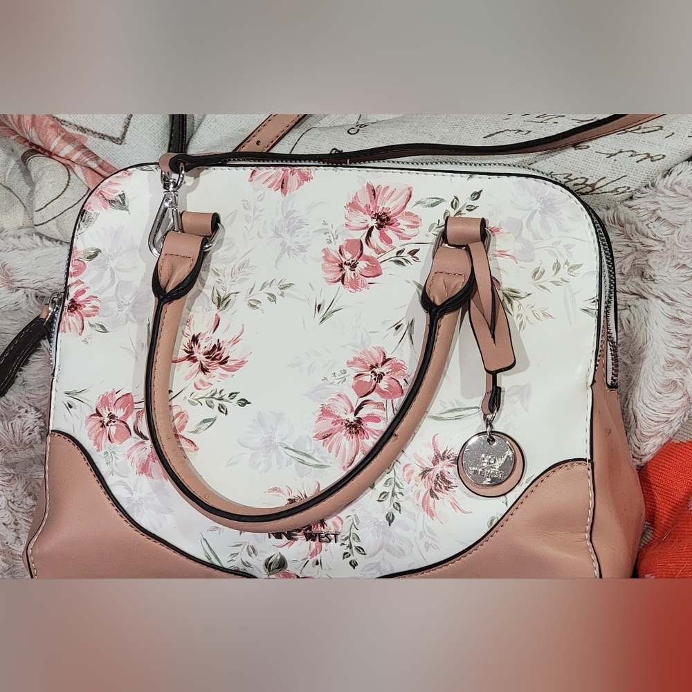 Nine west floral cross over body purse